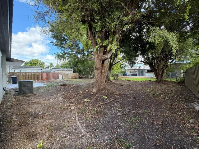 $840,000 | 5711 Southwest 92nd Avenue, Miami, FL 33173