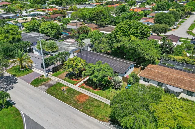 $840,000 | 5711 Southwest 92nd Avenue, Miami, FL 33173
