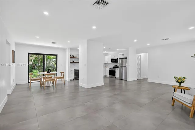 $840,000 | 5711 Southwest 92nd Avenue, Miami, FL 33173