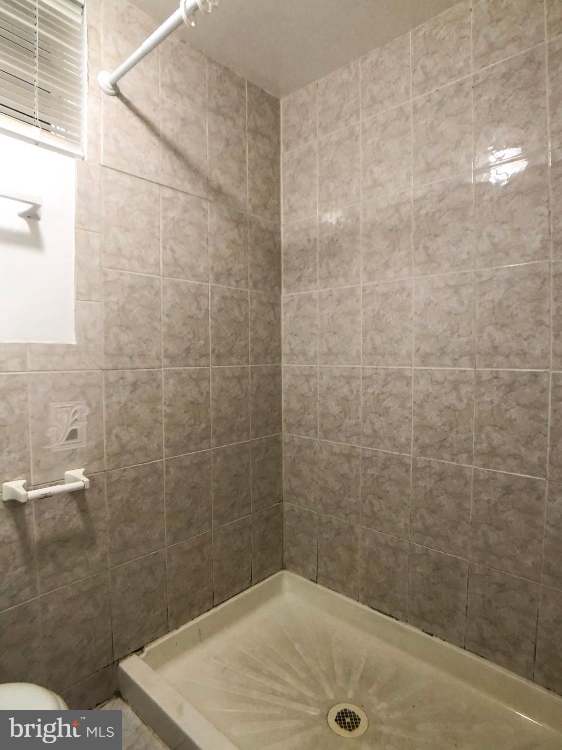 7623 25th Avenue Adelphi, MD 20783 - Photo 36 of 45 Bathroom 2