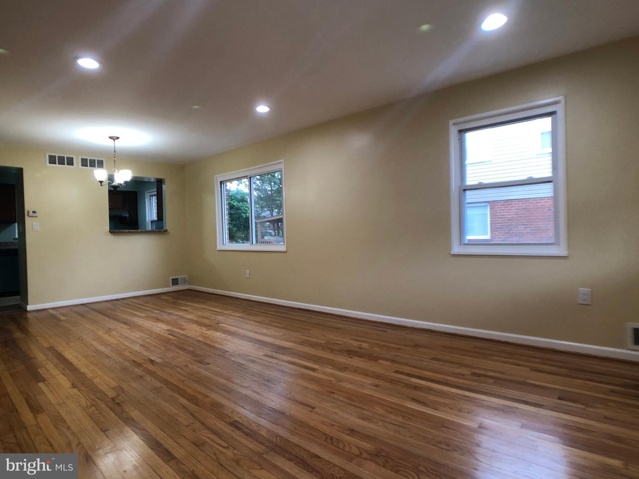 7623 25th Avenue Adelphi, MD 20783 - Photo 5 of 45 Living/Dining