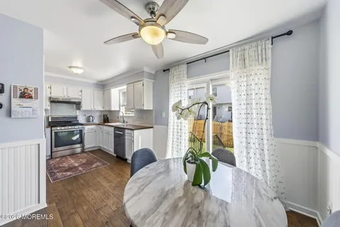 $399,900 | 10 Peachtree Lane, Unit 303, Jamesburg, NJ 08831