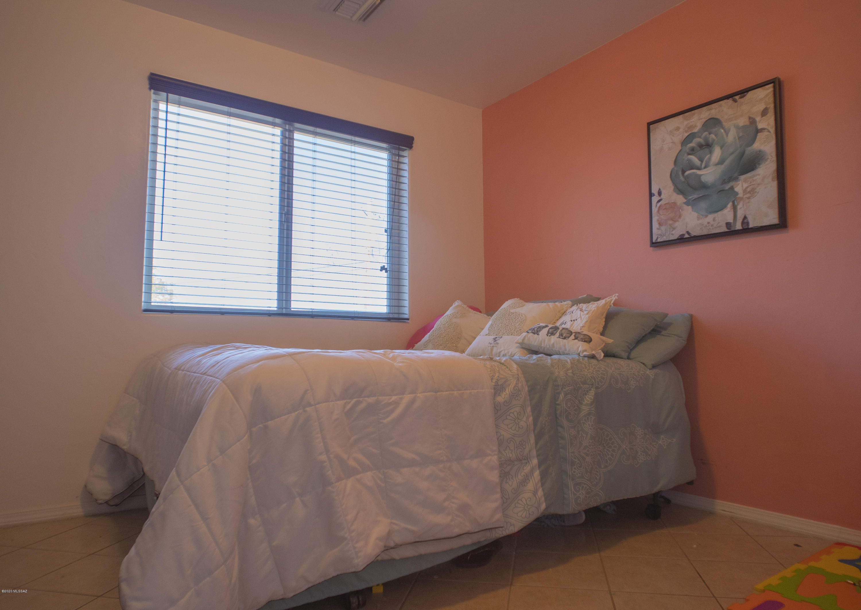 1002 Circulo Mendez Rio Rico, AZ 85648 - Photo 7 of 11