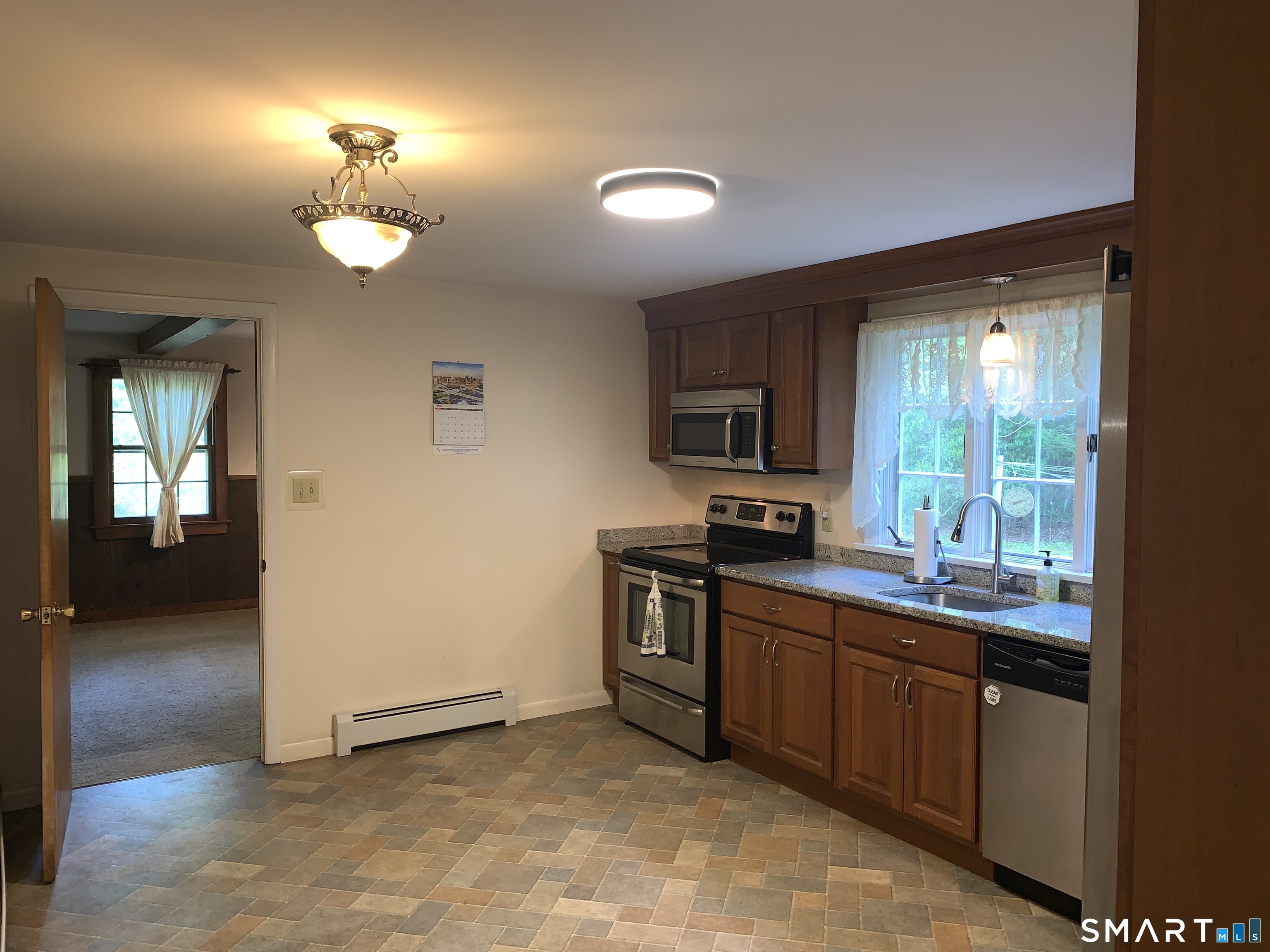 46 Mashapaug Road Union, CT 06076 - Photo 9 of 26 Kitchen