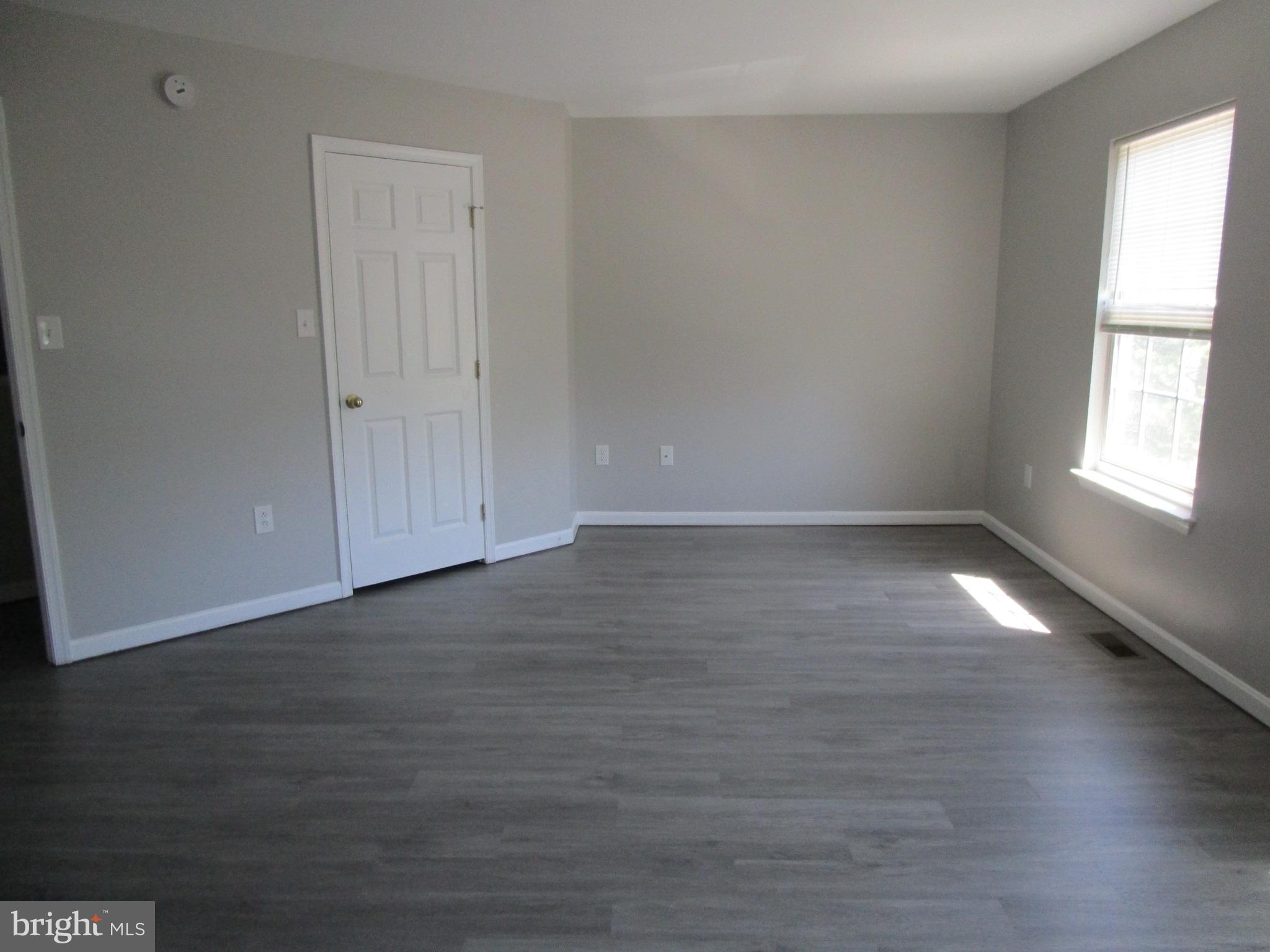 306 Roff Point Drive Odenton, MD 21113 - Photo 16 of 27 Main bedroom