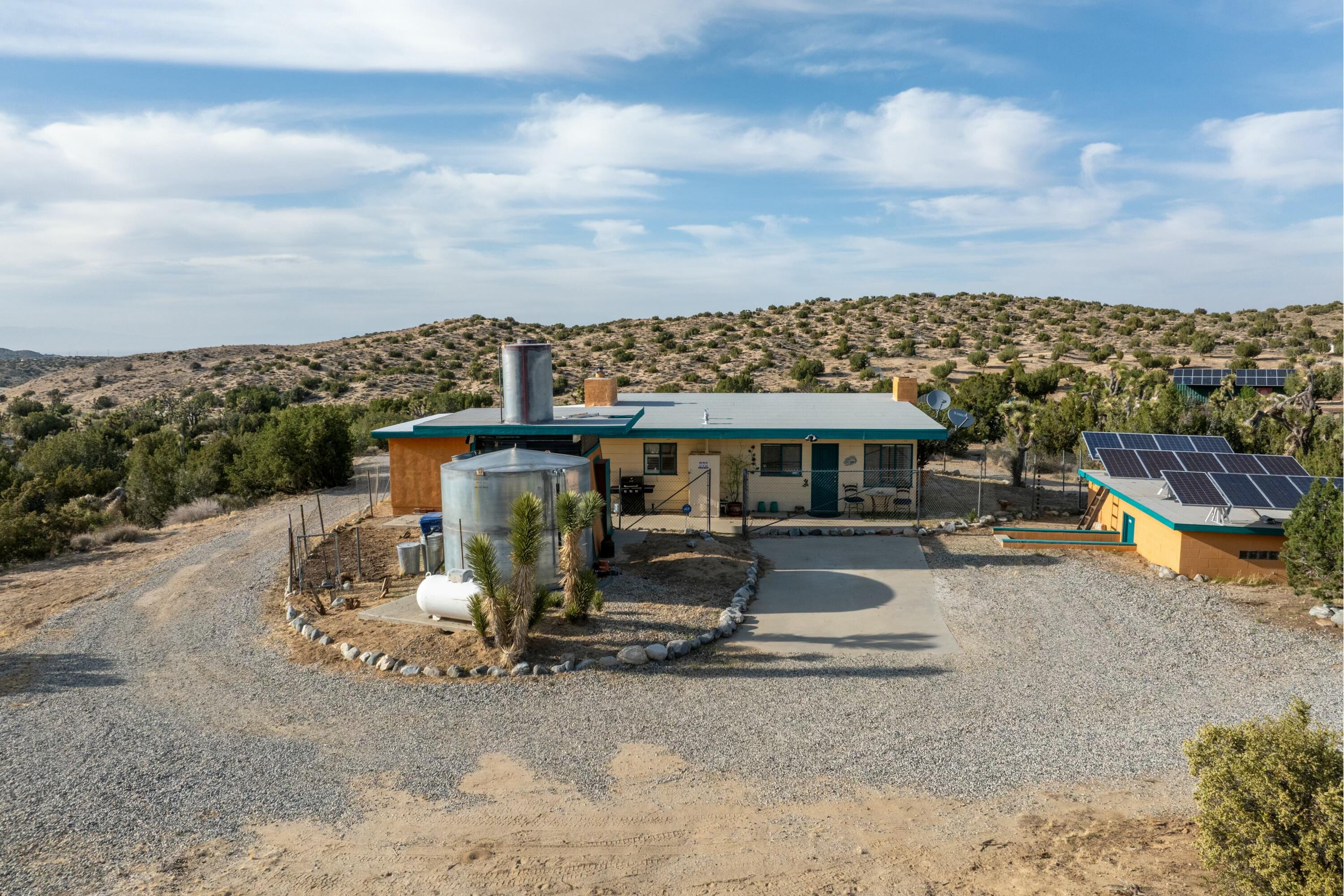 13224 Fort Tejon Road Pearblossom, CA 93553 - Photo 25 of 34 tempImagem0iu1X