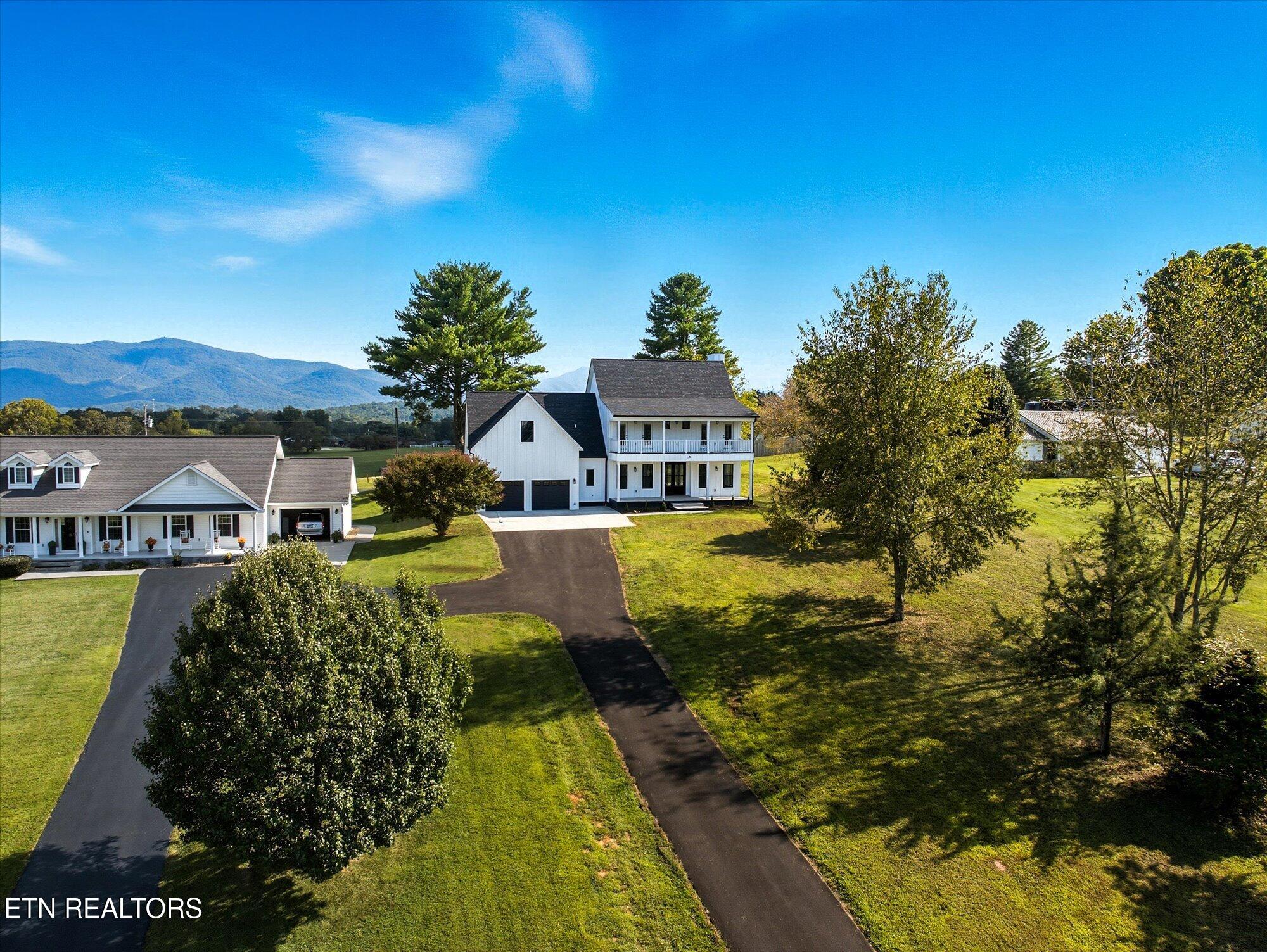 183 Thorn Road Newport, TN 37821 - Photo 5 of 59 05-183-Thorn-Rd-Newport-TN-5