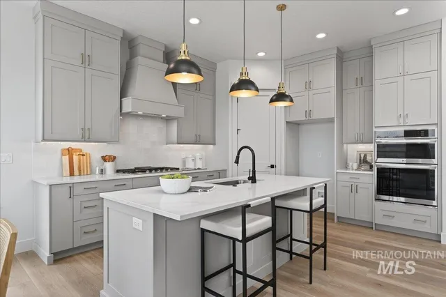 $1,095,000 | 6518 West Flathead Lake Street, Eagle, ID 83616