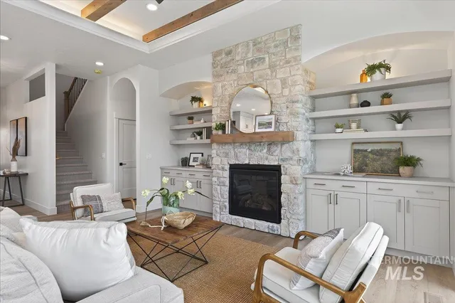 $1,095,000 | 6518 West Flathead Lake Street, Eagle, ID 83616