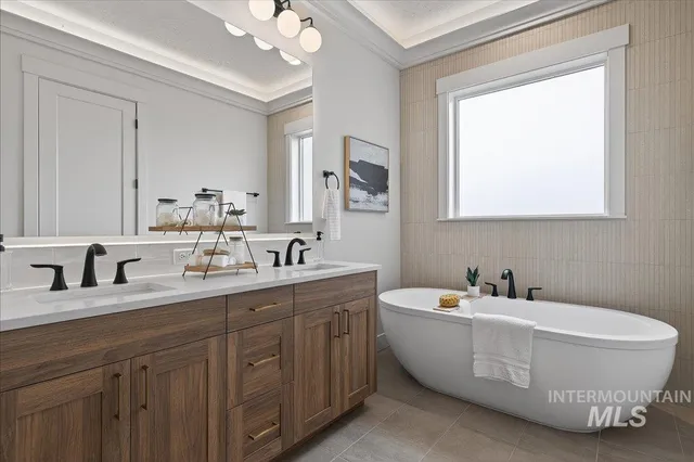 $1,095,000 | 6518 West Flathead Lake Street, Eagle, ID 83616