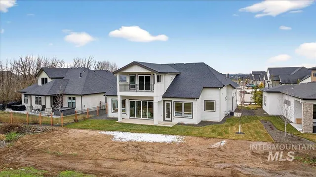 $1,095,000 | 6518 West Flathead Lake Street, Eagle, ID 83616