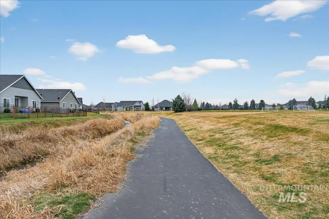 $1,095,000 | 6518 West Flathead Lake Street, Eagle, ID 83616