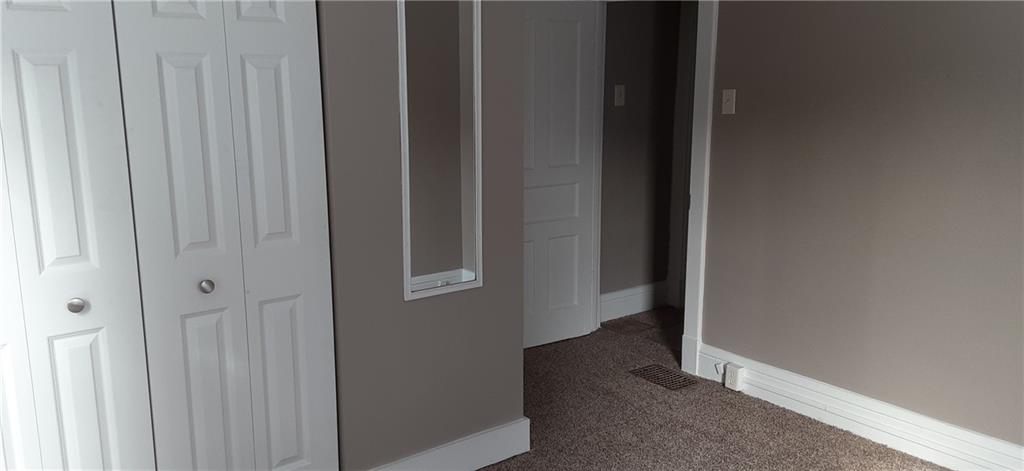 513 Harmony Avenue Rochester, PA 15074 - Photo 7 of 24