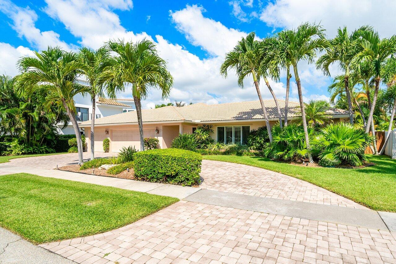 1567 Southwest 6th Terrace Boca Raton, FL 33486 - Photo 26 of 26 Long circular driveway