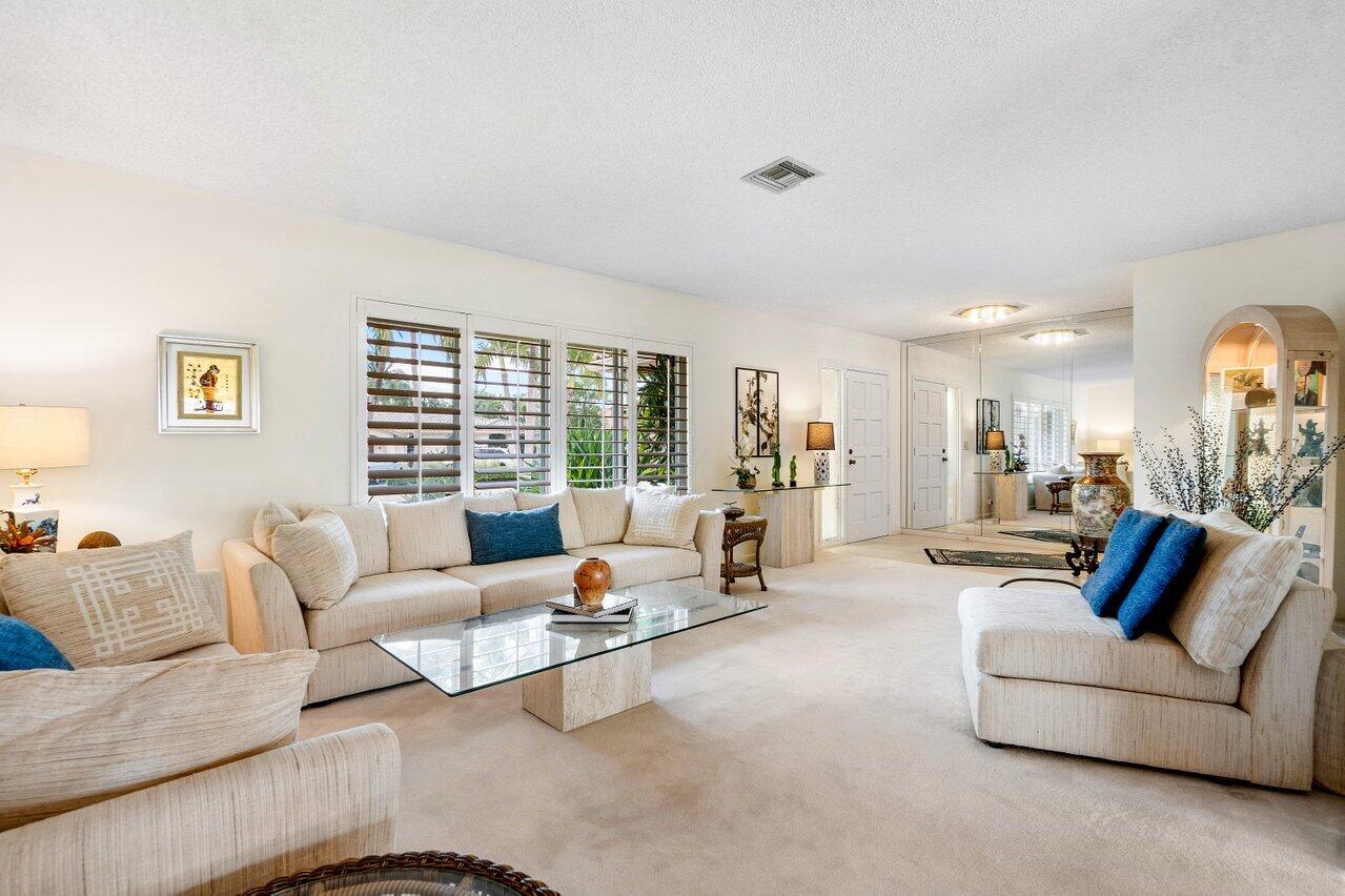 1567 Southwest 6th Terrace Boca Raton, FL 33486 - Photo 6 of 26 Living room