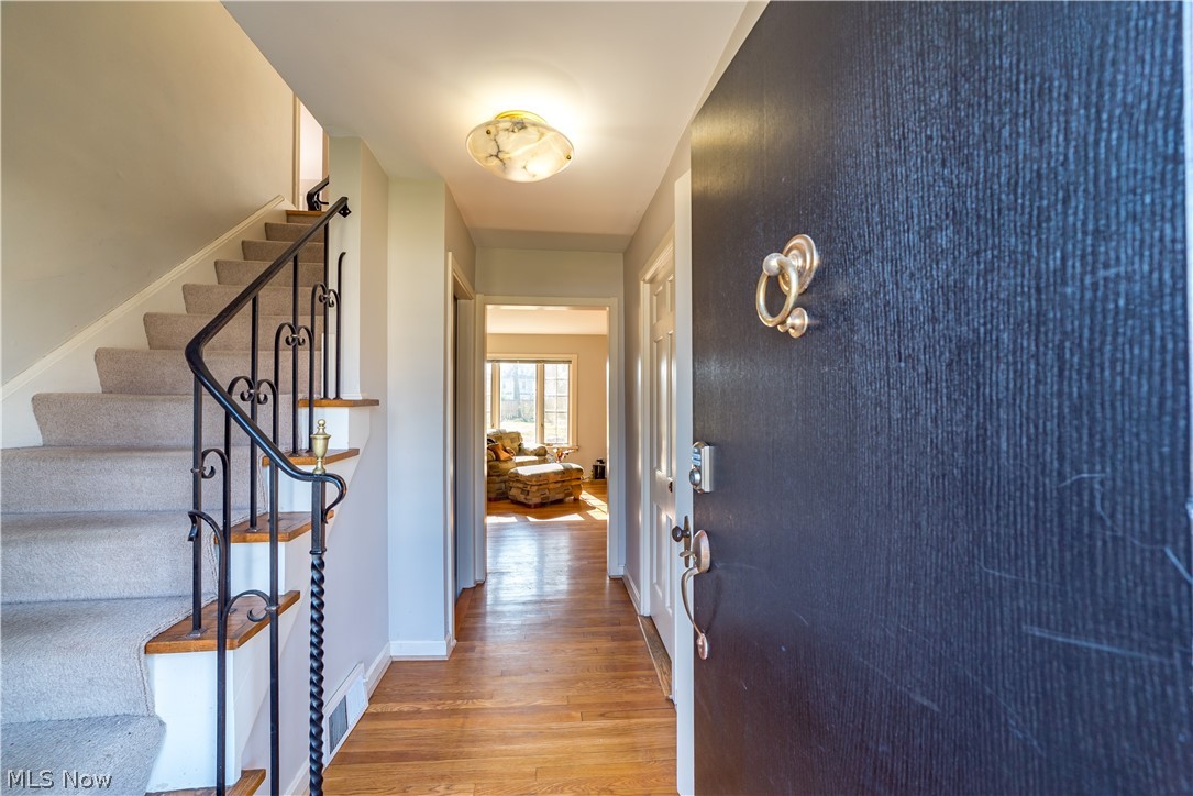 2402 Overlook Road Cleveland, OH 44106 - Photo 2 of 26
