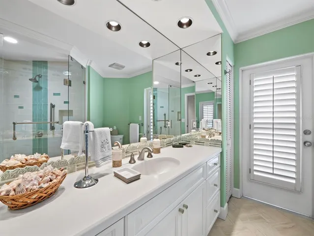 $1,348,000 | 1336 Benjamin Franklin Drive, Unit 2A, Sarasota, FL 34236