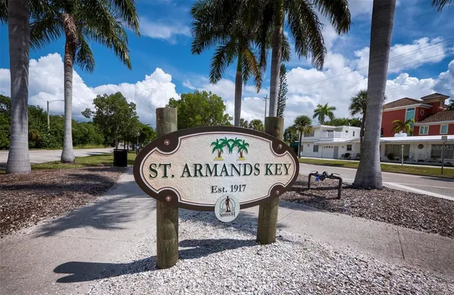 $1,348,000 | 1336 Benjamin Franklin Drive, Unit 2A, Sarasota, FL 34236