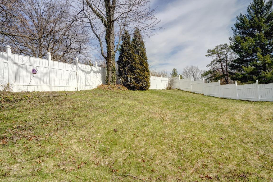 4320 Hanley Road Cincinnati, OH 45247 - Photo 23 of 26
