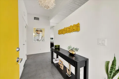 $1,199,000 | 566 East Lindsey Drive, Palm Springs, CA 92262