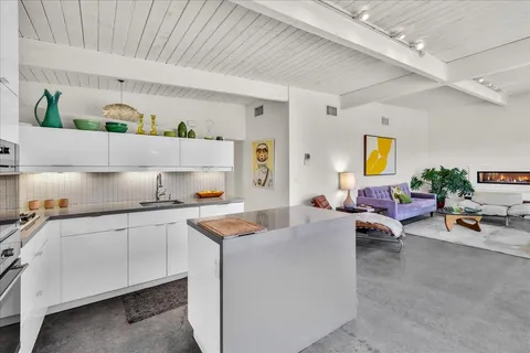 $1,199,000 | 566 East Lindsey Drive, Palm Springs, CA 92262