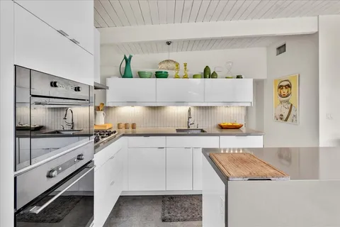 $1,199,000 | 566 East Lindsey Drive, Palm Springs, CA 92262