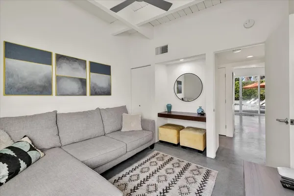 $1,199,000 | 566 East Lindsey Drive, Palm Springs, CA 92262