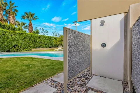 $1,199,000 | 566 East Lindsey Drive, Palm Springs, CA 92262