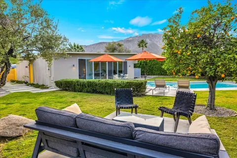 $1,199,000 | 566 East Lindsey Drive, Palm Springs, CA 92262
