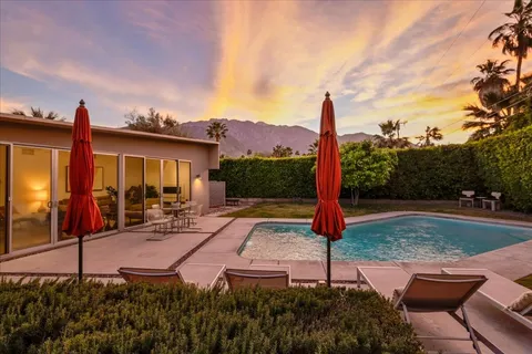 $1,199,000 | 566 East Lindsey Drive, Palm Springs, CA 92262