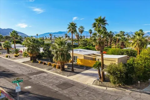$1,199,000 | 566 East Lindsey Drive, Palm Springs, CA 92262