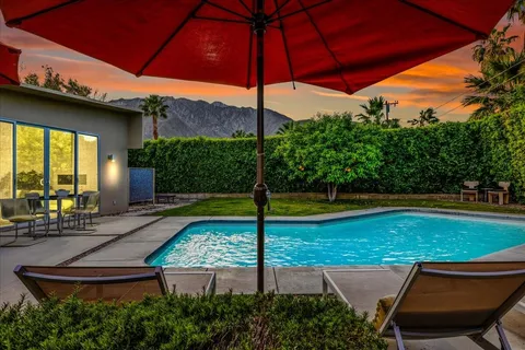$1,199,000 | 566 East Lindsey Drive, Palm Springs, CA 92262