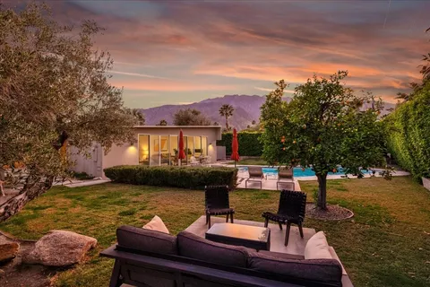 $1,199,000 | 566 East Lindsey Drive, Palm Springs, CA 92262