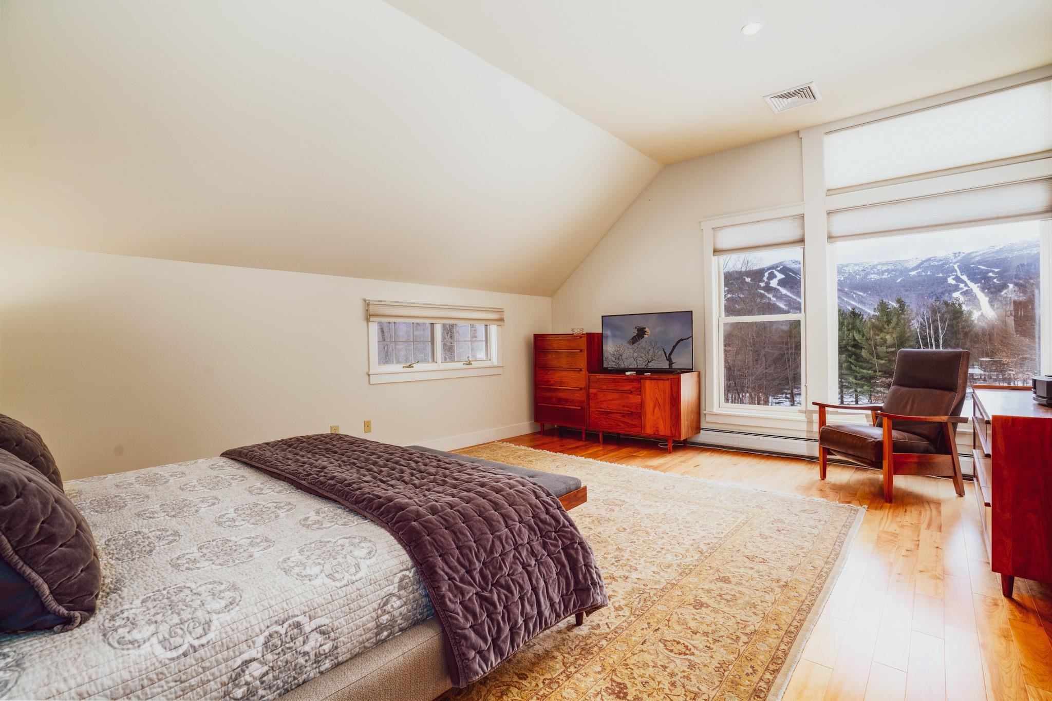 329 Thomas Pasture Road Stowe, VT 05672 - Photo 19 of 39 Gallery Image 19