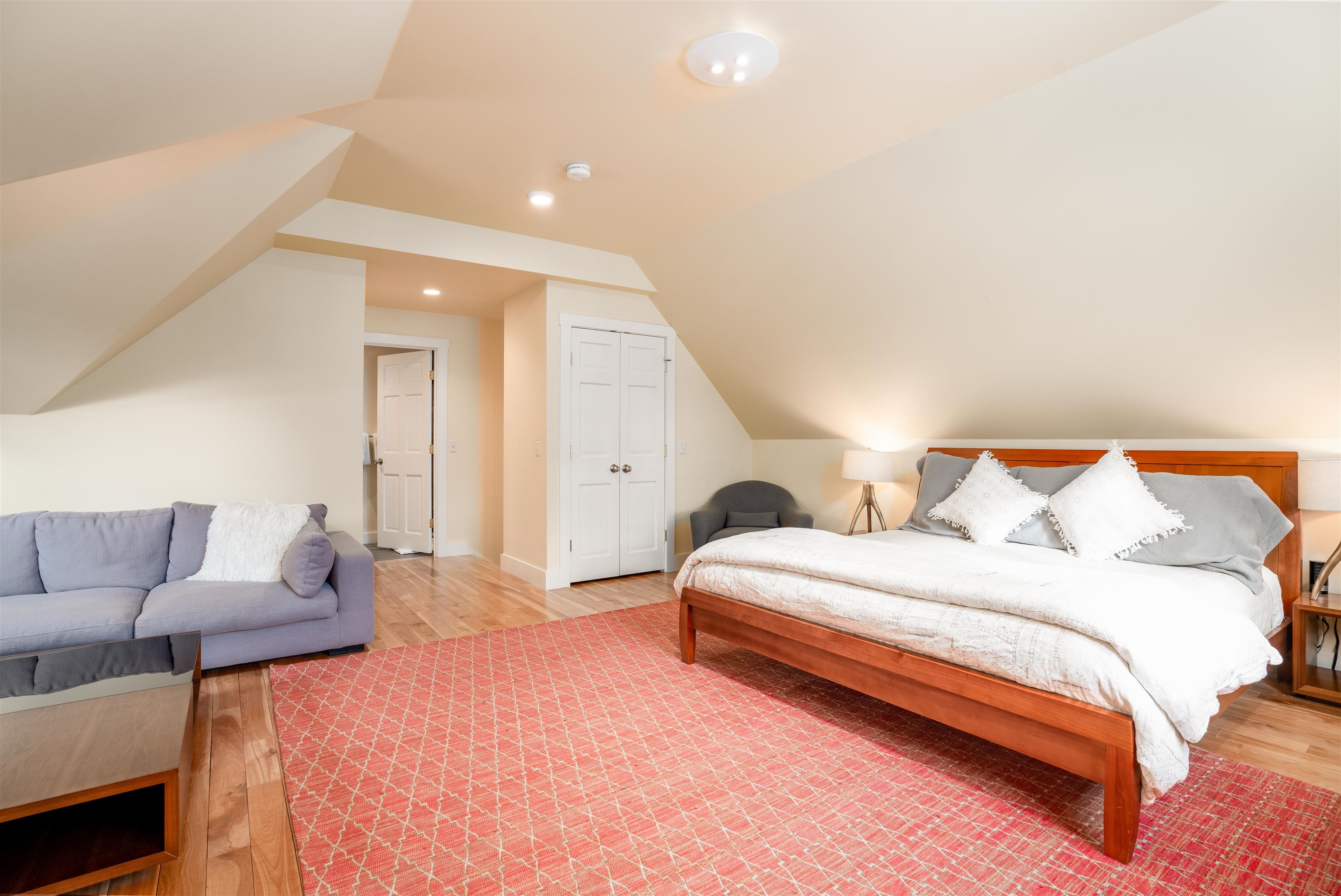 329 Thomas Pasture Road Stowe, VT 05672 - Photo 28 of 39 Gallery Image 28