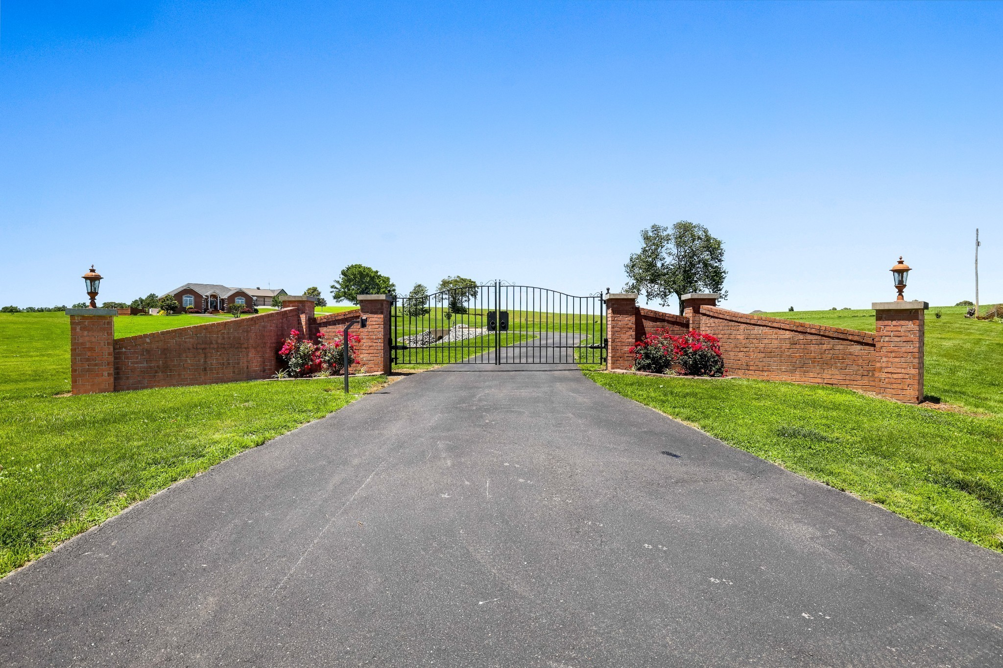 4984 Somerville Road Cross Plains, TN 37049 - Photo 14 of 57