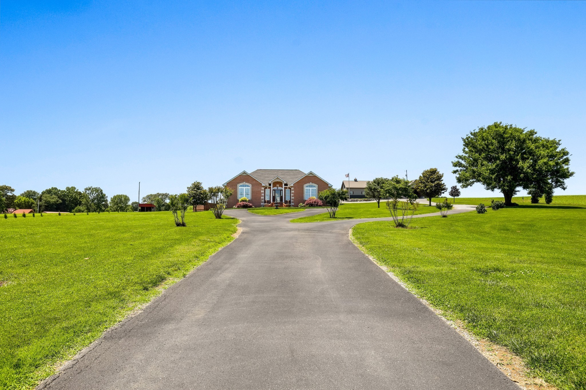 4984 Somerville Road Cross Plains, TN 37049 - Photo 18 of 57
