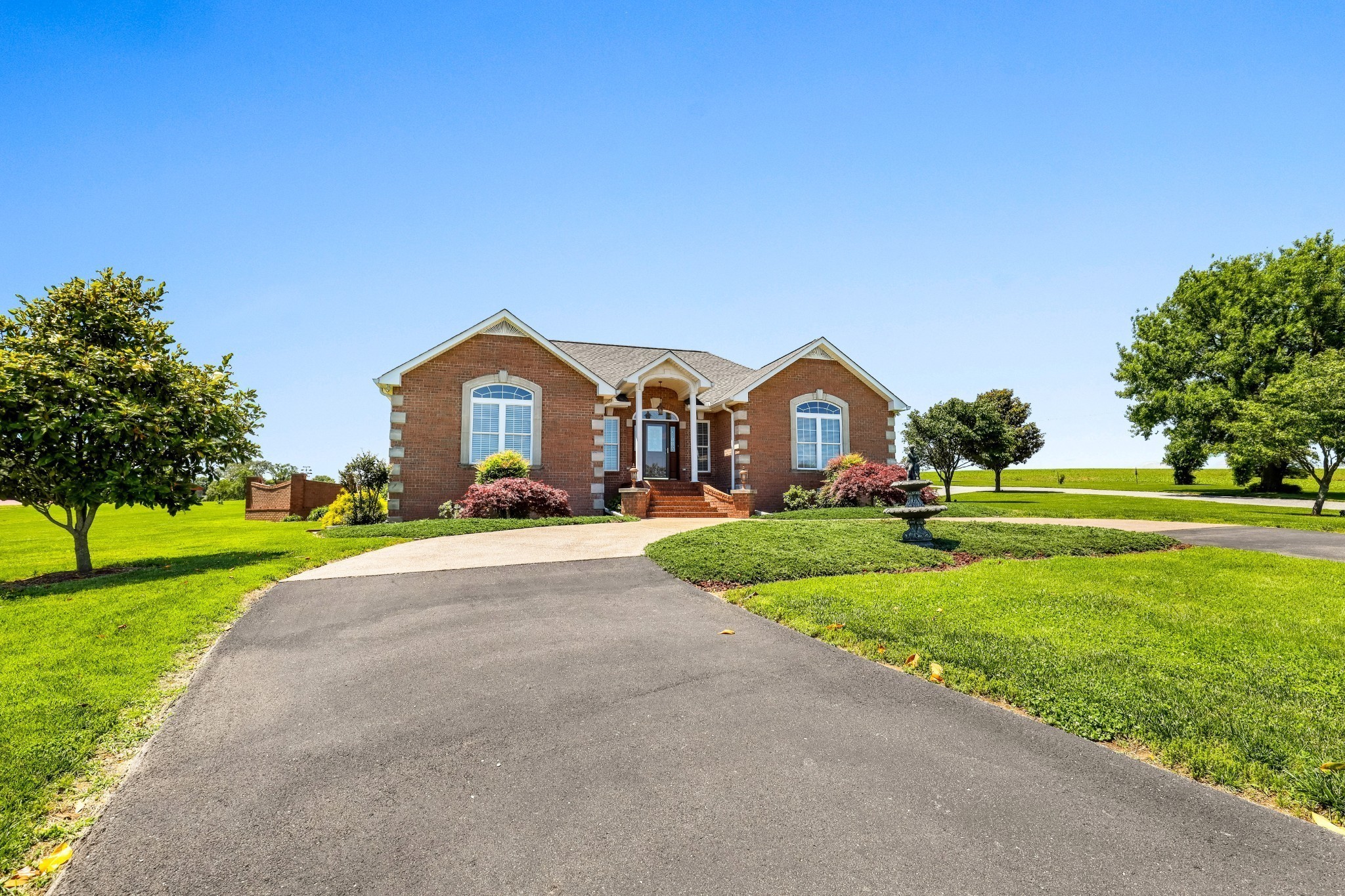 4984 Somerville Road Cross Plains, TN 37049 - Photo 3 of 57