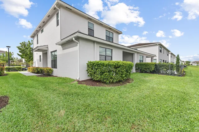 $574,900 | 8667 Corvus Drive, Lake Worth, FL 33467