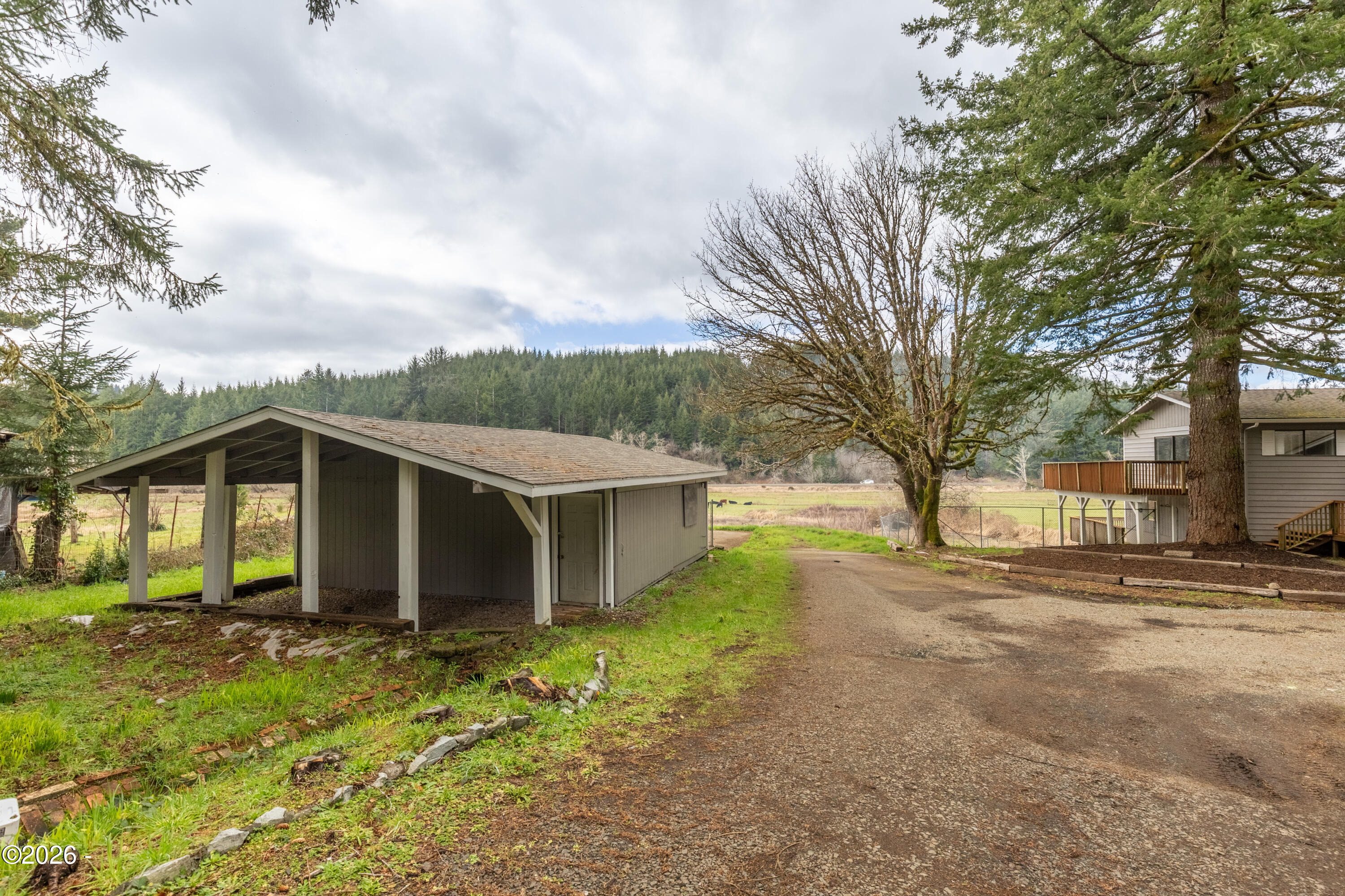 1484 Yasek Loop Toledo, OR 97391 - Photo 41 of 51 1484yasek-7