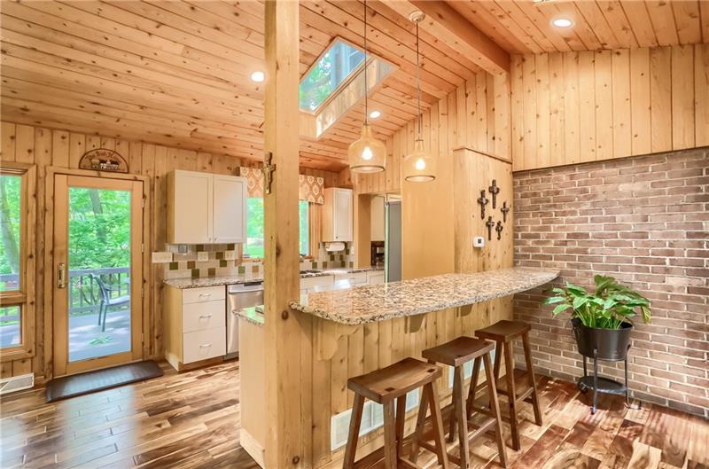 458 Ryndwood Road Pittsburgh, PA 15237 - Photo 13 of 25 Gallery Image 13