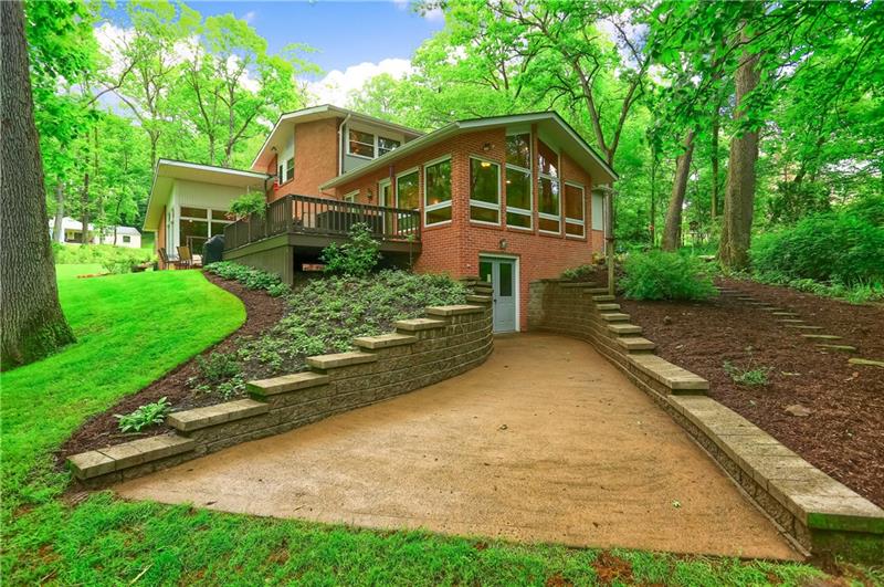 458 Ryndwood Road Pittsburgh, PA 15237 - Photo 4 of 25 The yard is beautifully landscaped