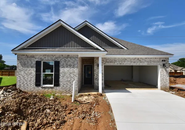 $295,990 | 55 Kings Gate Cove, Jackson, TN 38305