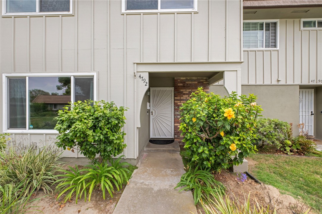4792 Larwin Avenue Cypress, CA 90630 - Photo 3 of 33