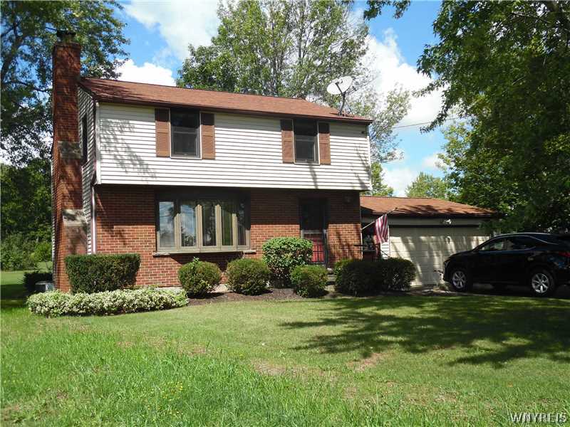 8000 Packard Road Niagara, NY 14304 - Photo 1 of 1 Exterior Front.
