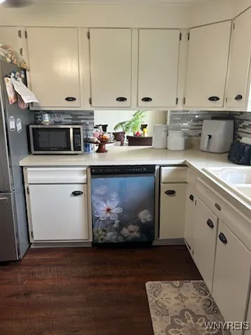 $327,500 | 36 Angela Lane, Cheektowaga, NY 14225