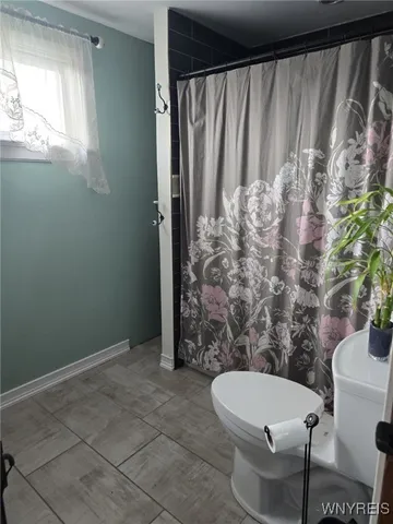 $327,500 | 36 Angela Lane, Cheektowaga, NY 14225