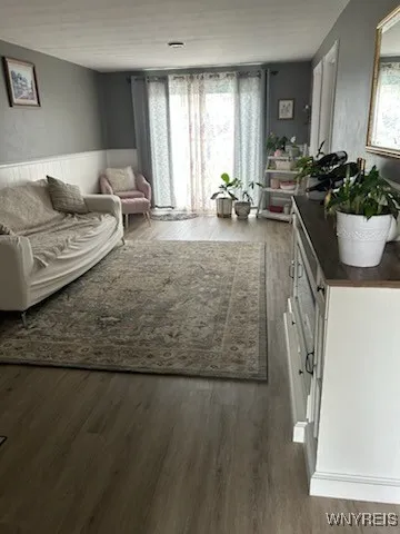 $327,500 | 36 Angela Lane, Cheektowaga, NY 14225