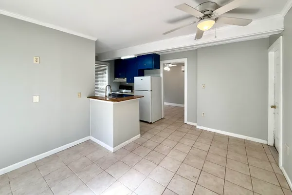 $1,500 | 1618 Pinecrest Road, Unit B, Charleston, SC 29407