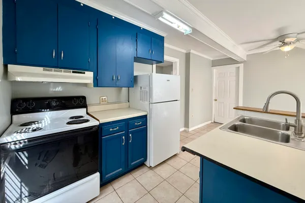 $1,500 | 1618 Pinecrest Road, Unit B, Charleston, SC 29407